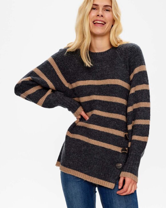 FREE/QUENT - FQSILA PULLOVER - FREE/QUENT