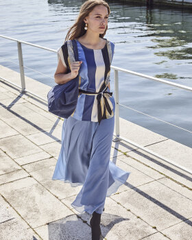 7402 BLUSE - MOLLY JO