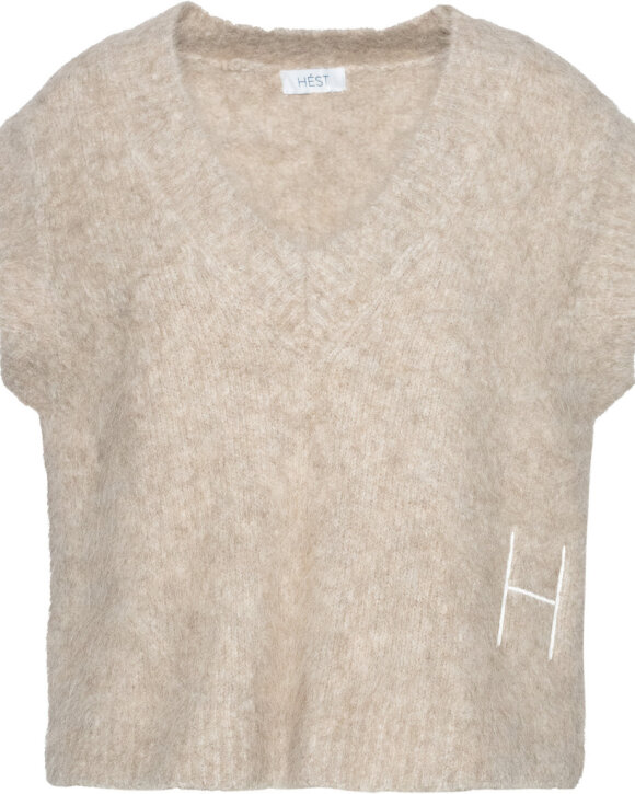 HÉST - PERNILLE VEST - HÉST