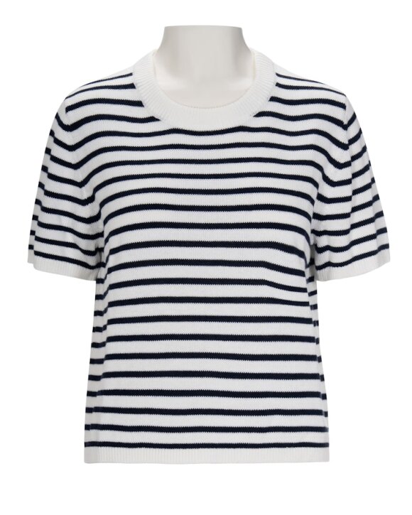 Katag - STRIK 226104108 - IN LINEA Katag - STRIK 226104108 - IN LINEA